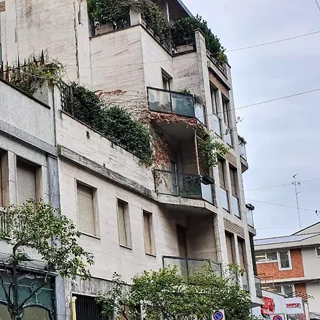 Corso Vercelli *
